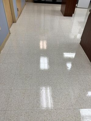 Before and After Floor Cleaning Services in Sauquoit, NY (3)